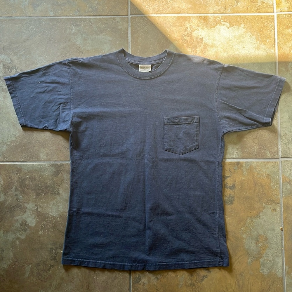 Bugle boy blank boxy pocket tee, 90s vintage, good condition, no holes or stains